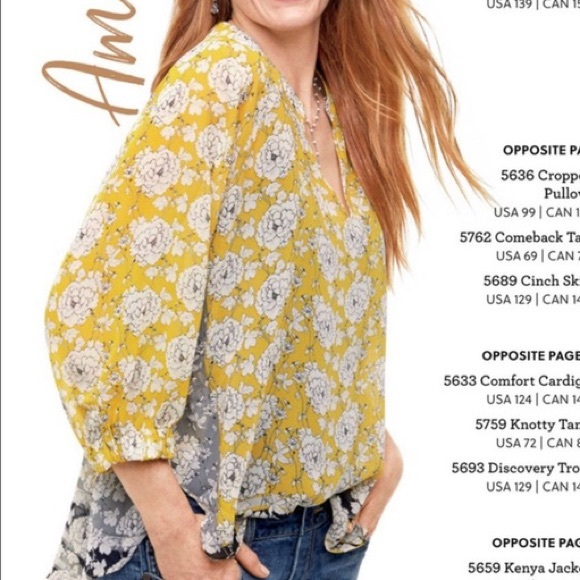 SMALL CAbi amelia gather floral top. Colors are yellow, white and navy. - Picture 7 of 8